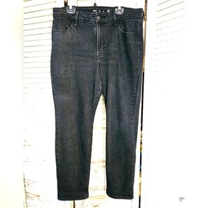 Old Navy High Waist Slim Leg Jeans In Washed Black Size 12 Short